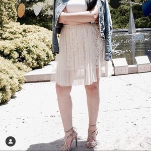 ark & Co Carrie Sex And the City Skirt lace